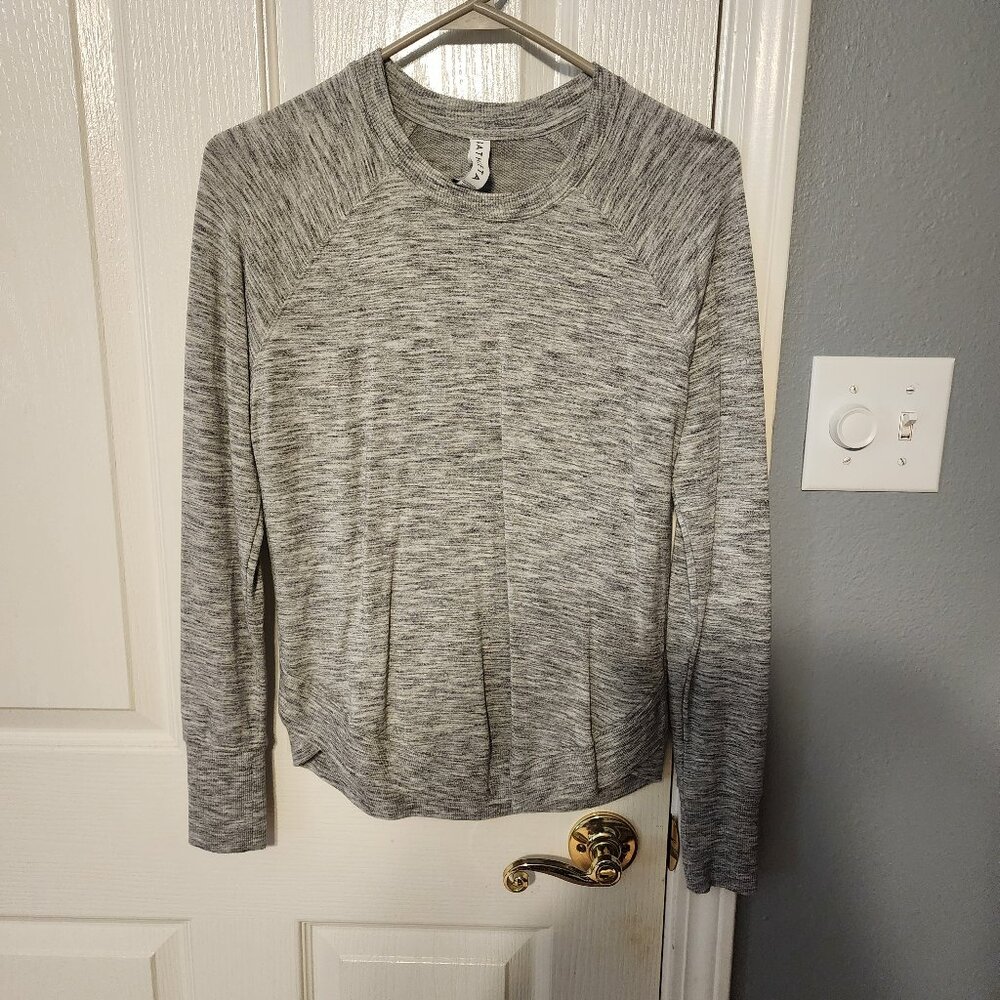 Athleta long sleeve shirt